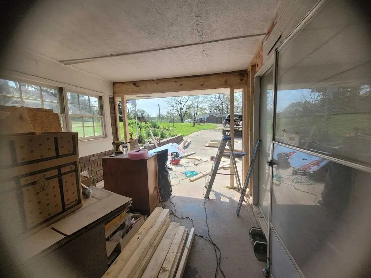 Air movers and dehumidifier for Drying & Dehumidification in Ponca City